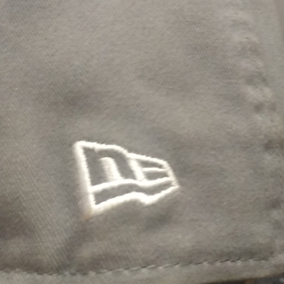 Bulldogs College Football Snap Back - Picture 3 of 7